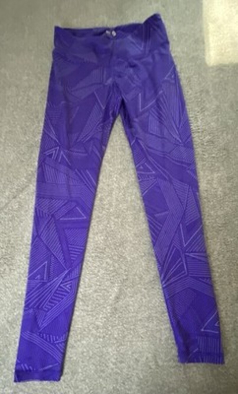 21 - Old Navy Active women’s Leggings Purple Size M